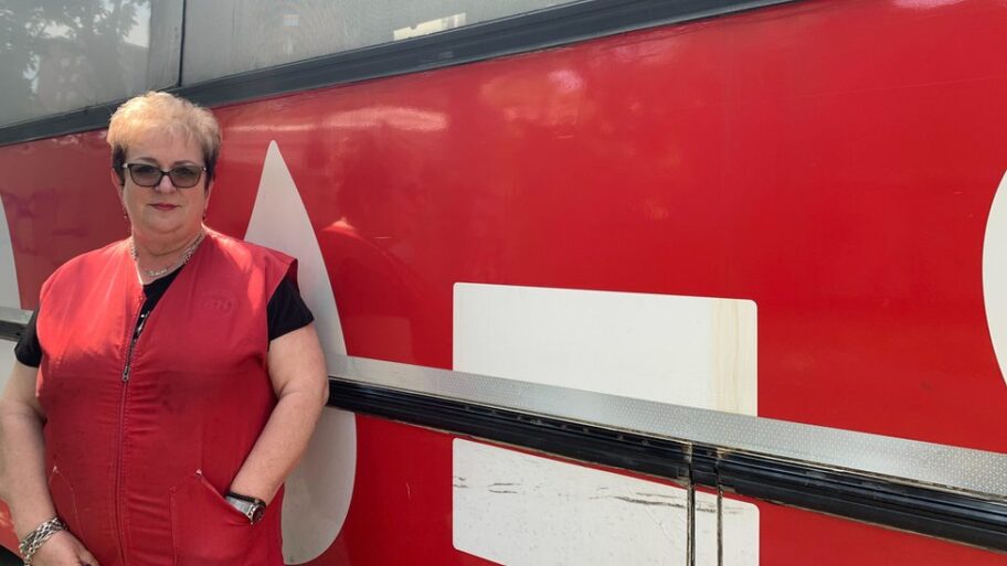 Srbija, zdravlje, dobrovoljno davanje krvi: „Ta boca mi je spasila život" 16 125352440 imagefromios 12