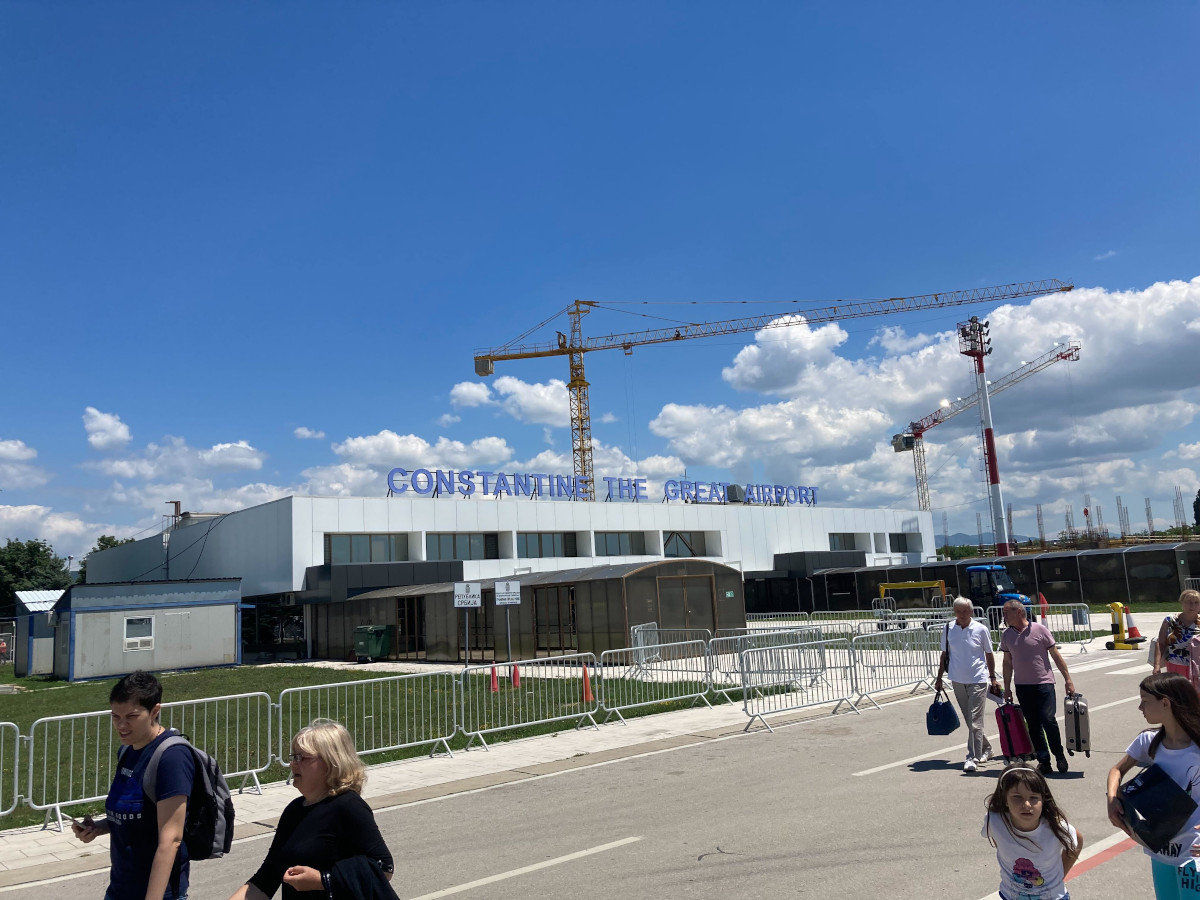 Avion Nis Tivat aerodrom, foto jv milan zirojevic