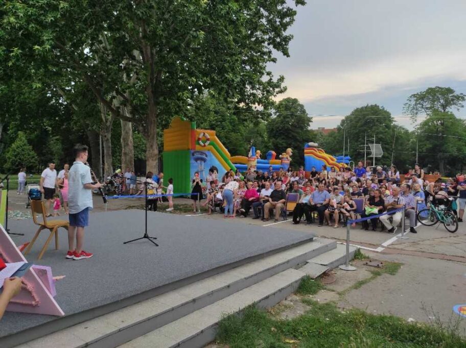 Deca i Svetski dan muzike u Nišu: Šopen, Mocart i Bah u parku "Čair" 11 svetski dan muzike