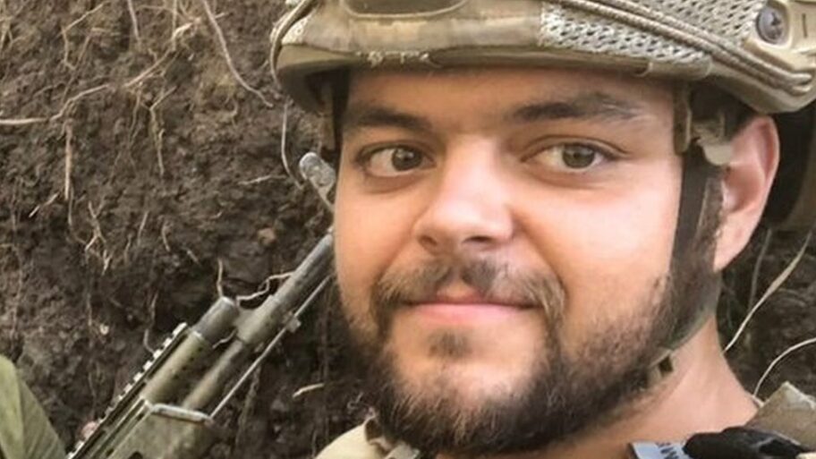 125583497 aidenaslin2