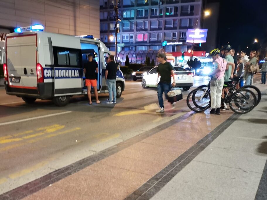 Dve saobraćajne nezgode za veče u centru Niša, povređeni muškarac i žena na motoru 19 nezgoda 2
