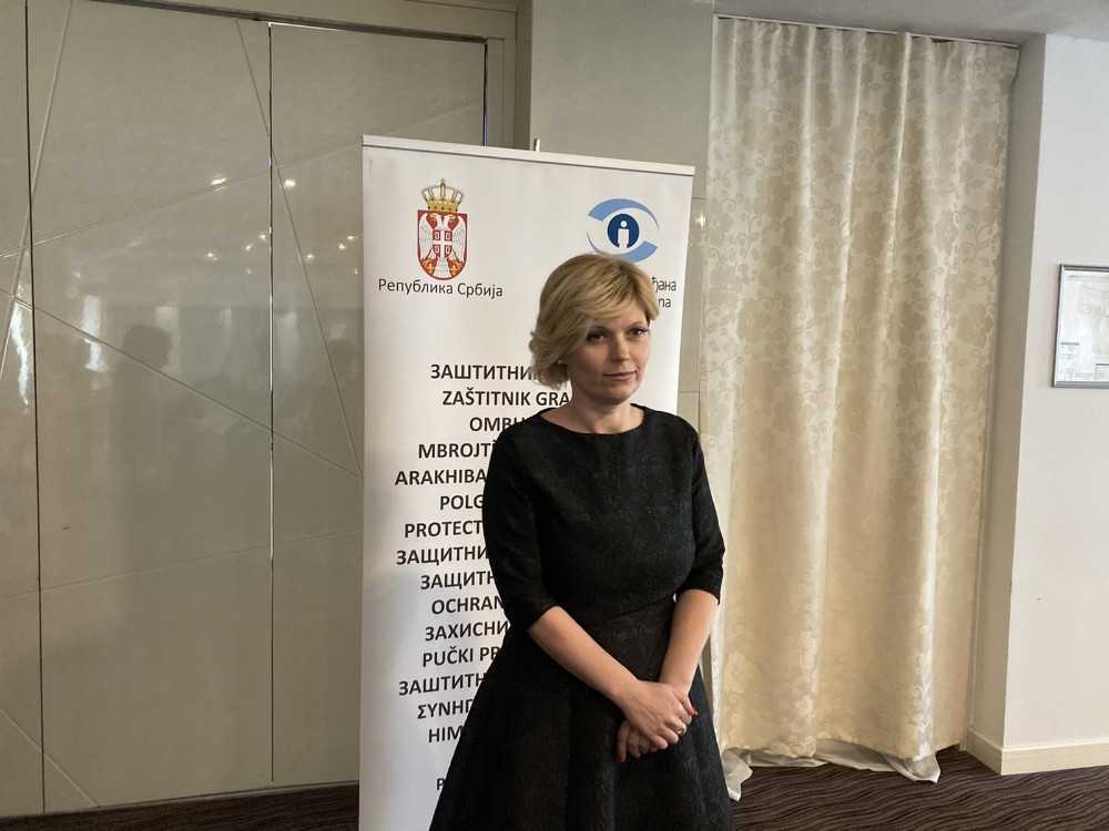 okrugli sto jelena stojanovic foto j. j. 