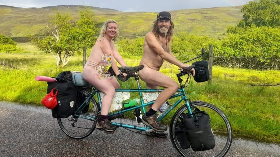 Velika Britanija i humanitarni rad: Nagi biciklisti napadnuti na putu 3 125859668 freewilders