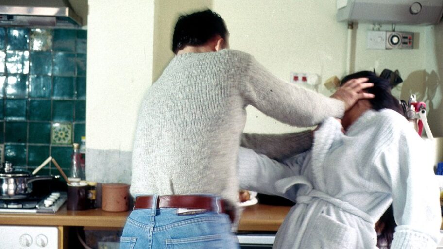 125927331 hi000223357