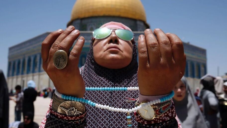 125358587 d0b15728 08ce 414d bf13 e6864fb9845b