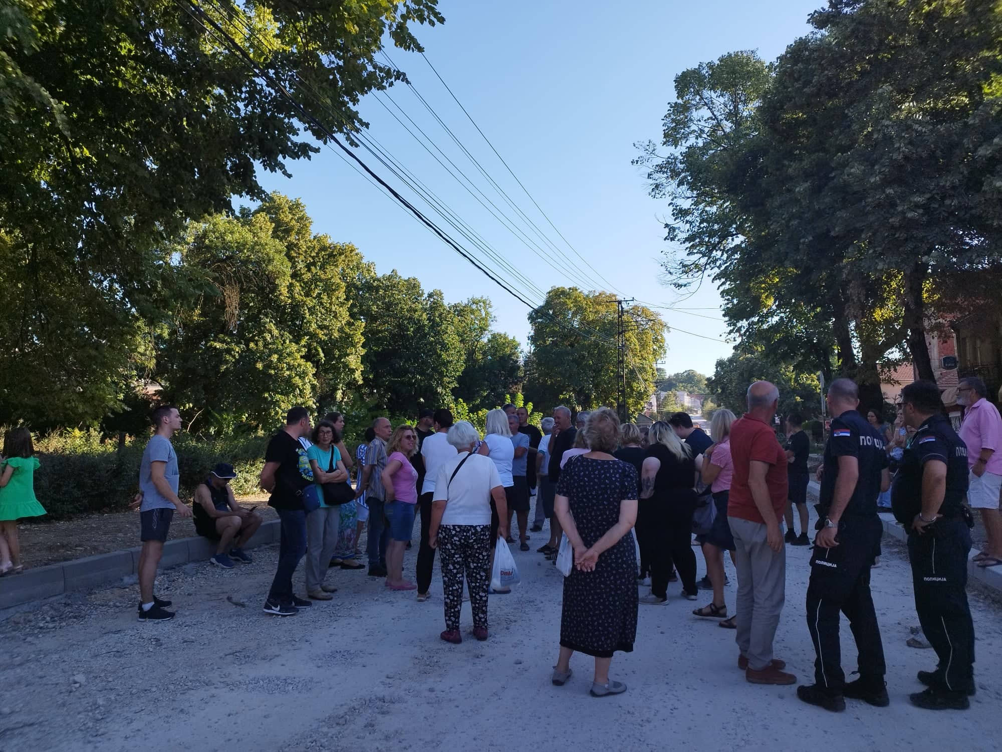 Novi protest u Vojvode Putnika: Od rekonstrukcije ulice za sada više štete nego koristi 1 protest