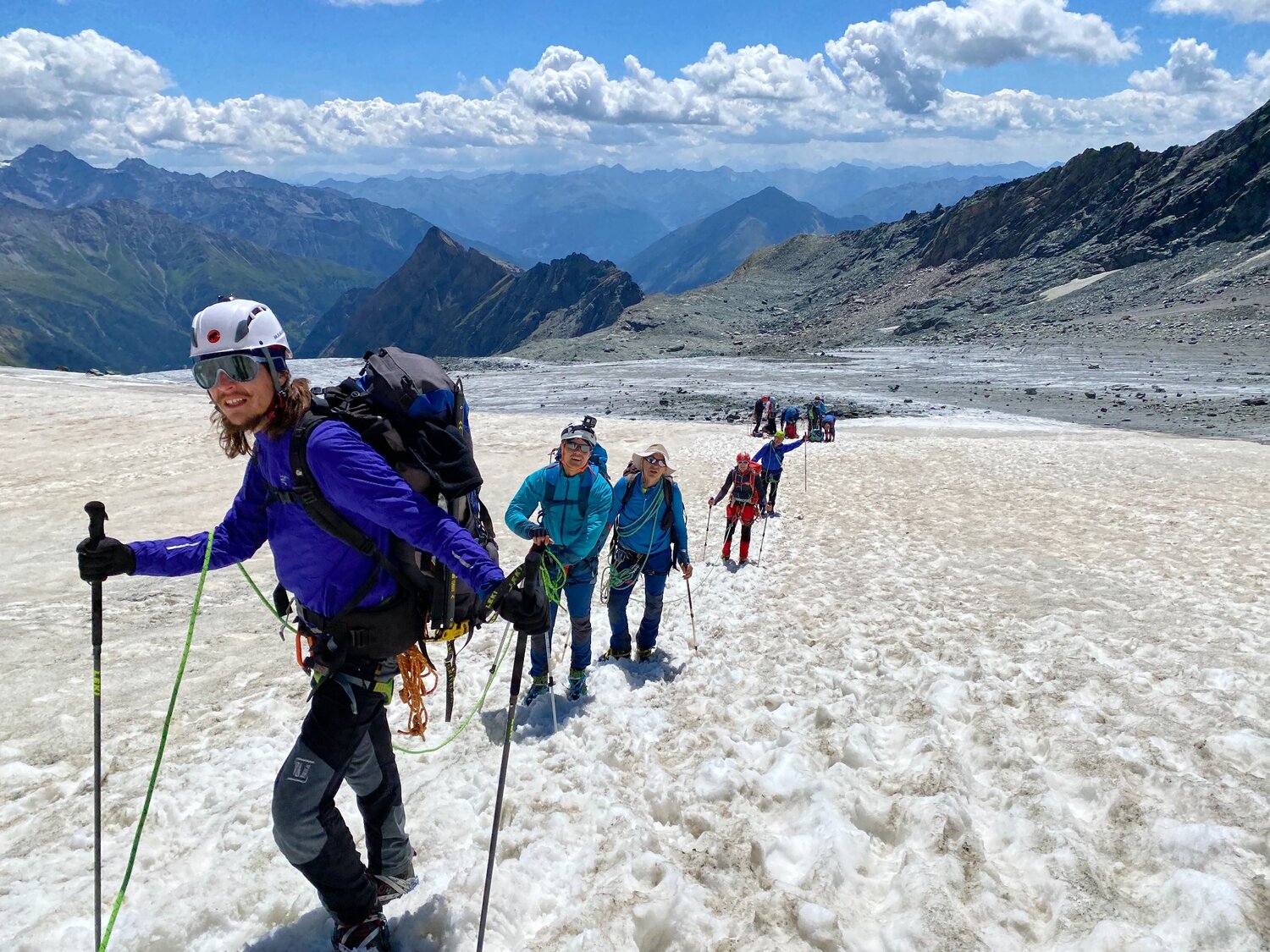 293793526_5297090380409179_6270945117802547324_n