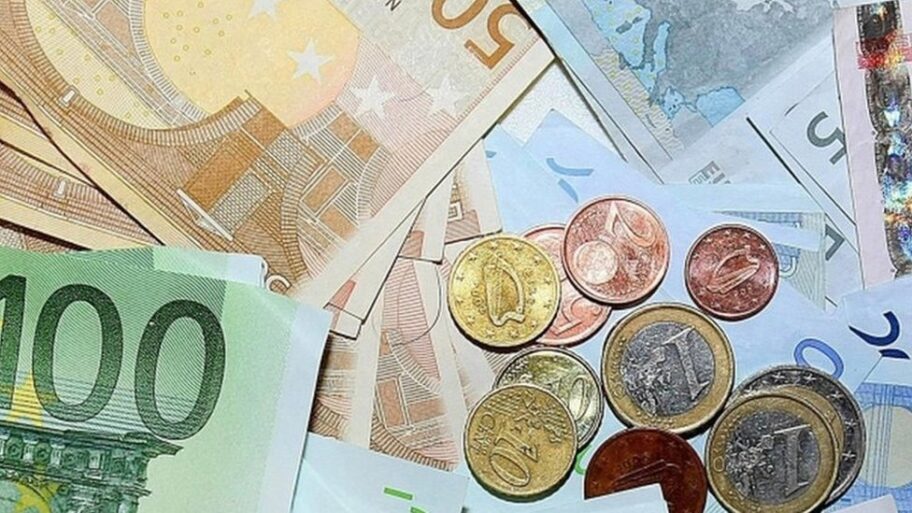 Ekonomija, EU i Srbija: Evropska centralna banka povećala kamatnu stopu prvi put posle 11 godina, a šta to znači za Srbiju 13 126005159 015208338 2