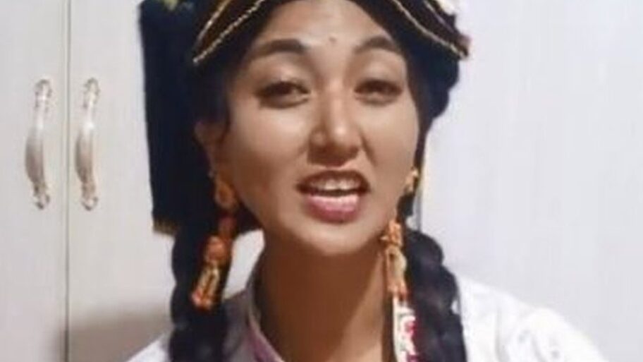 121090205 chinablogger