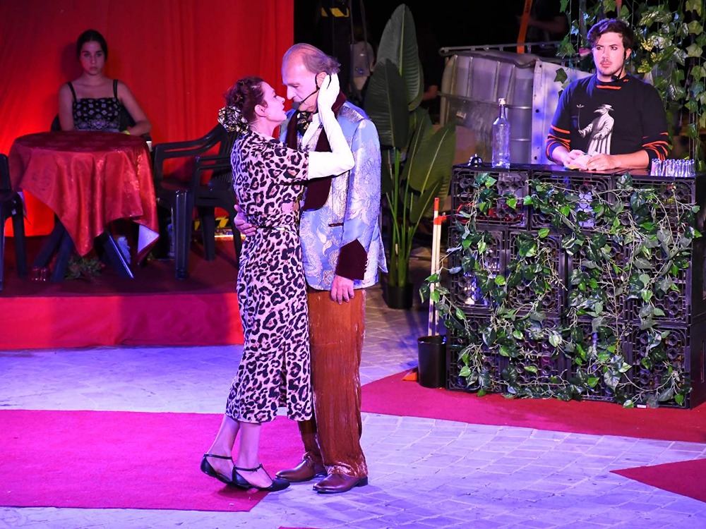 Balkan bordelo predstava