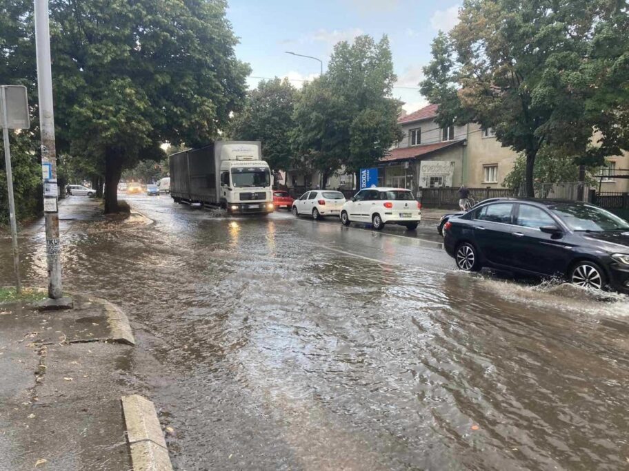 Nišlije traže trajno rešenje problema sa poplavljenim ulicama posle kiša 19 knjazevacka more