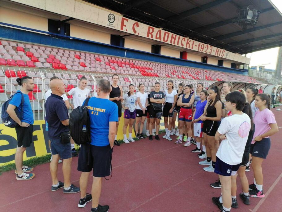 IMG ad2b546a7efeac057d05ee6b5ef6b378 V