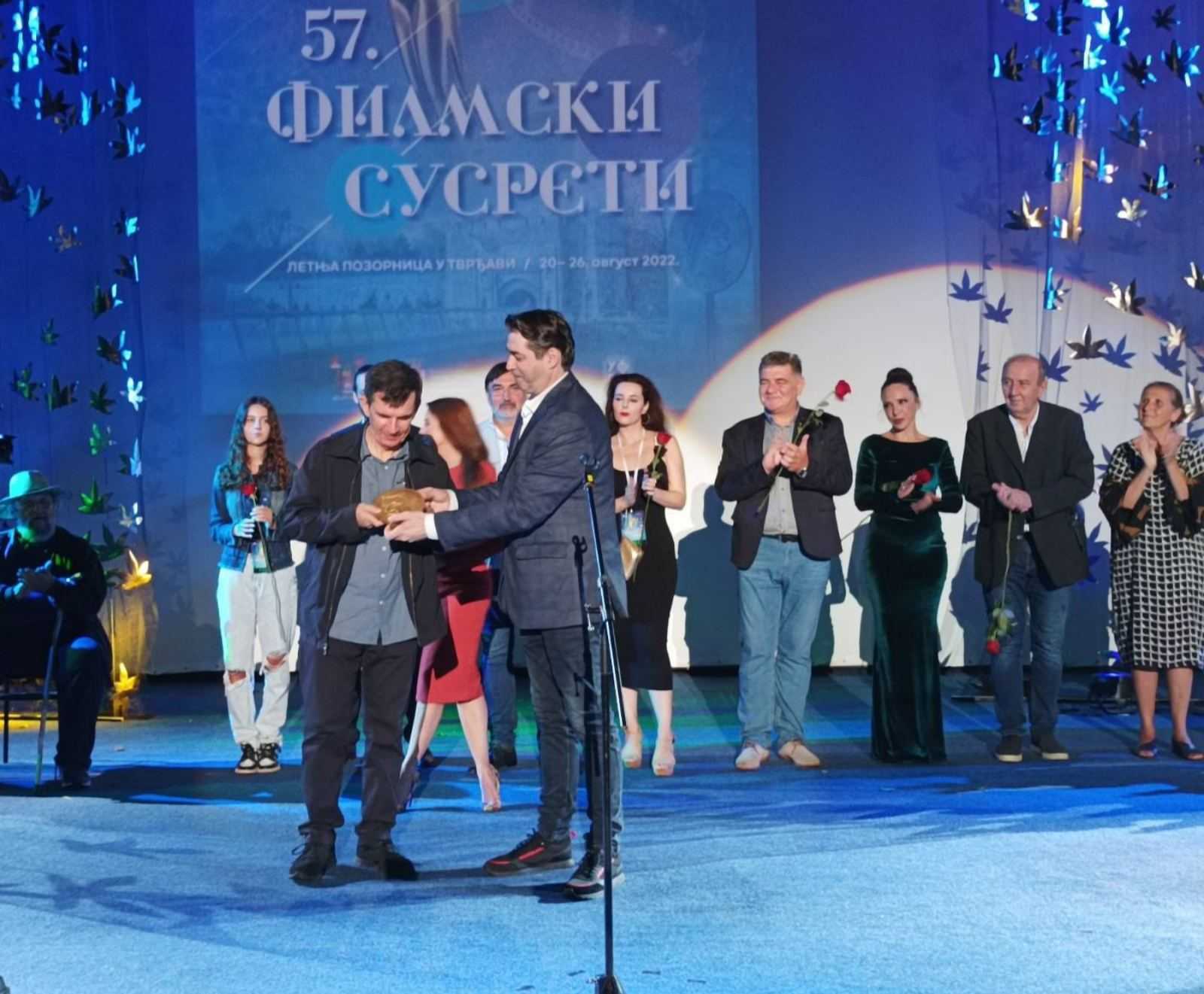 IMG-c4f97af46fed577ca4f98446d12b0e8e-V