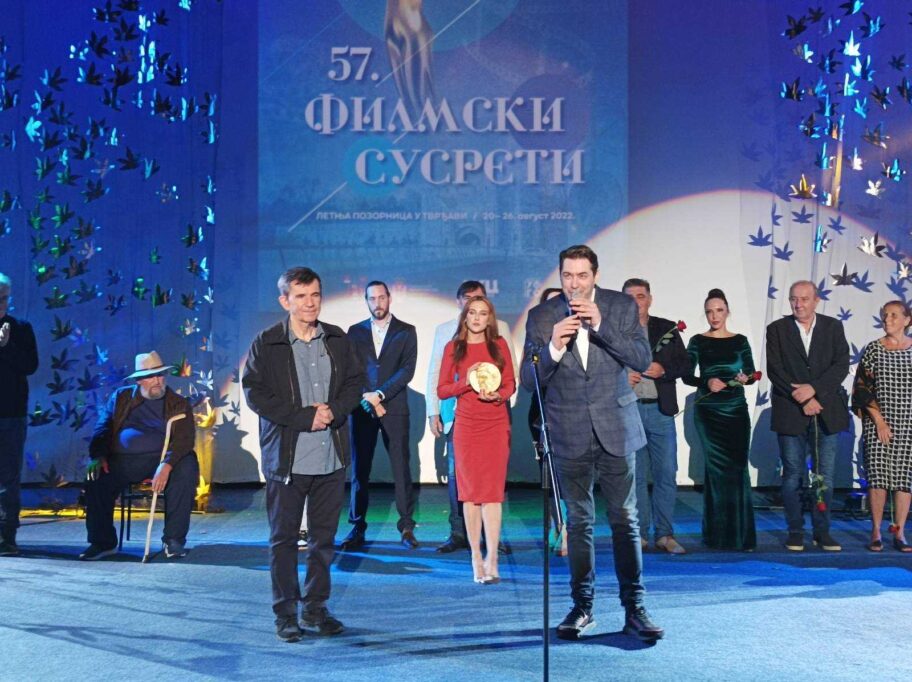 IMG ee955bd14550eefa721cf07abb407b4f V