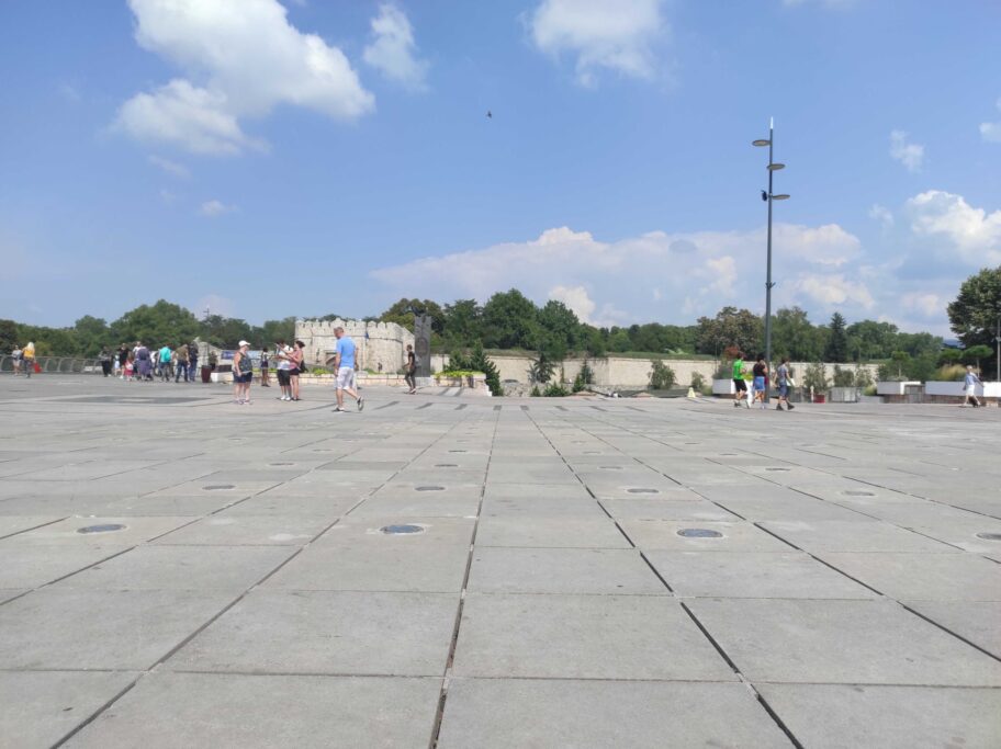 Fontana u centru Niša još ne radi, čekaju se nove mlaznice i razmatra krivična prijava 20 centar fontana scaled