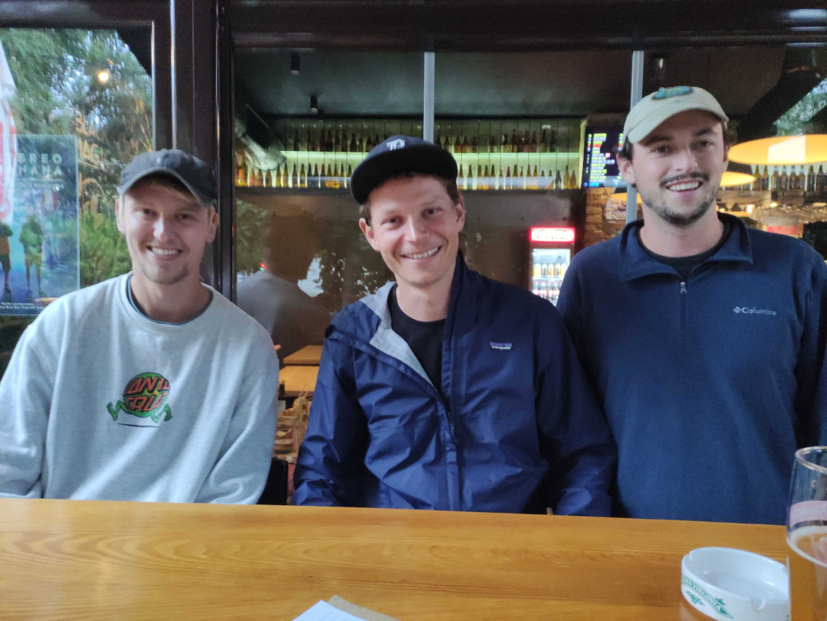 lorens sa prijateljima iz britanije, foto jv ljubica jocic