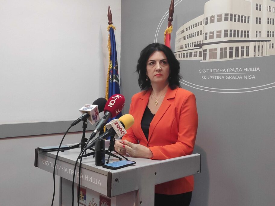 dragana sotirovski foto t r 5