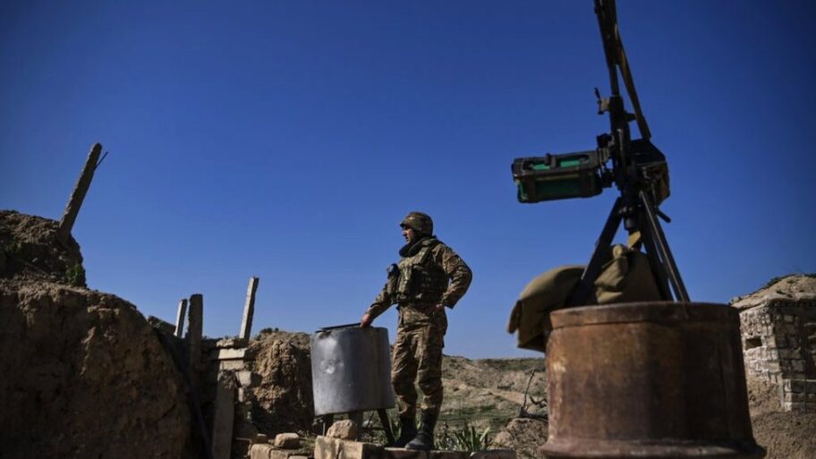 126700678 03b0107b 0482 49f5 bfd0 672a6292eac1