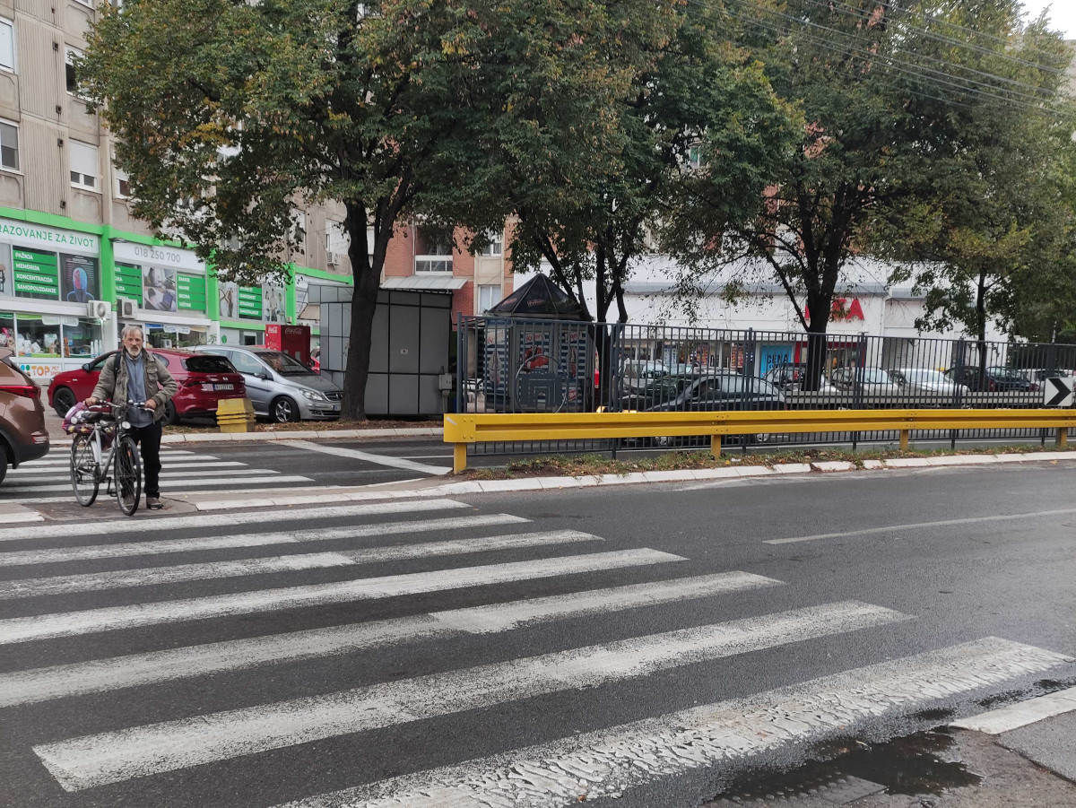 dekorativna ograda bulevar nemanjica i cvijiceva foto jv ljubica jocic