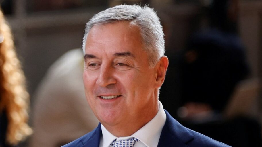 126905009 20cf1778b35a5070f2ed1fc6f001e697586c9896