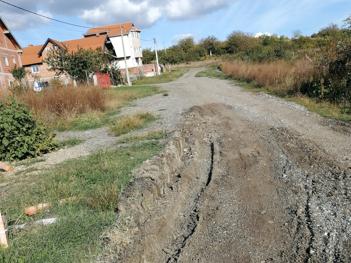 Voda na ulici Podvinik 5; foto S. I