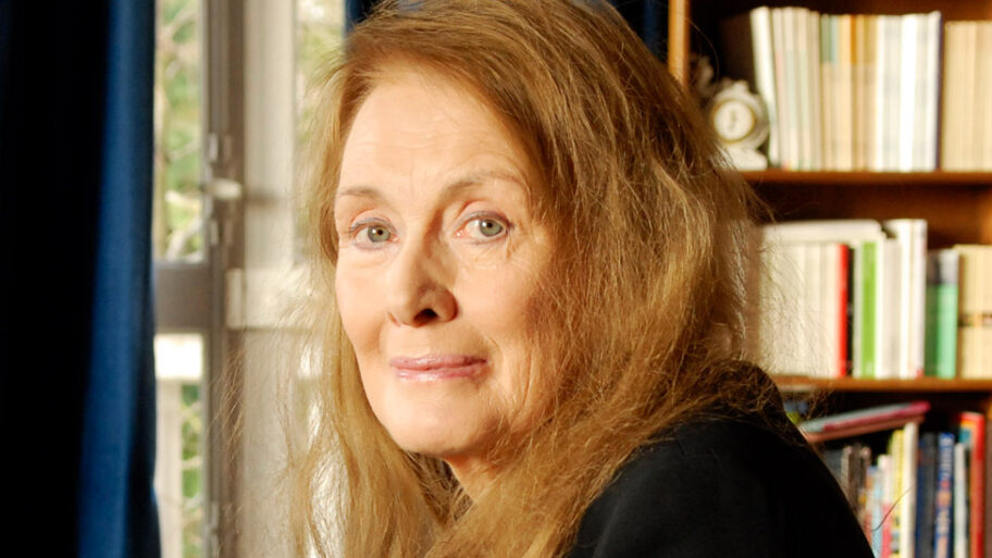 126991673 ernaux gettyimages 538940490