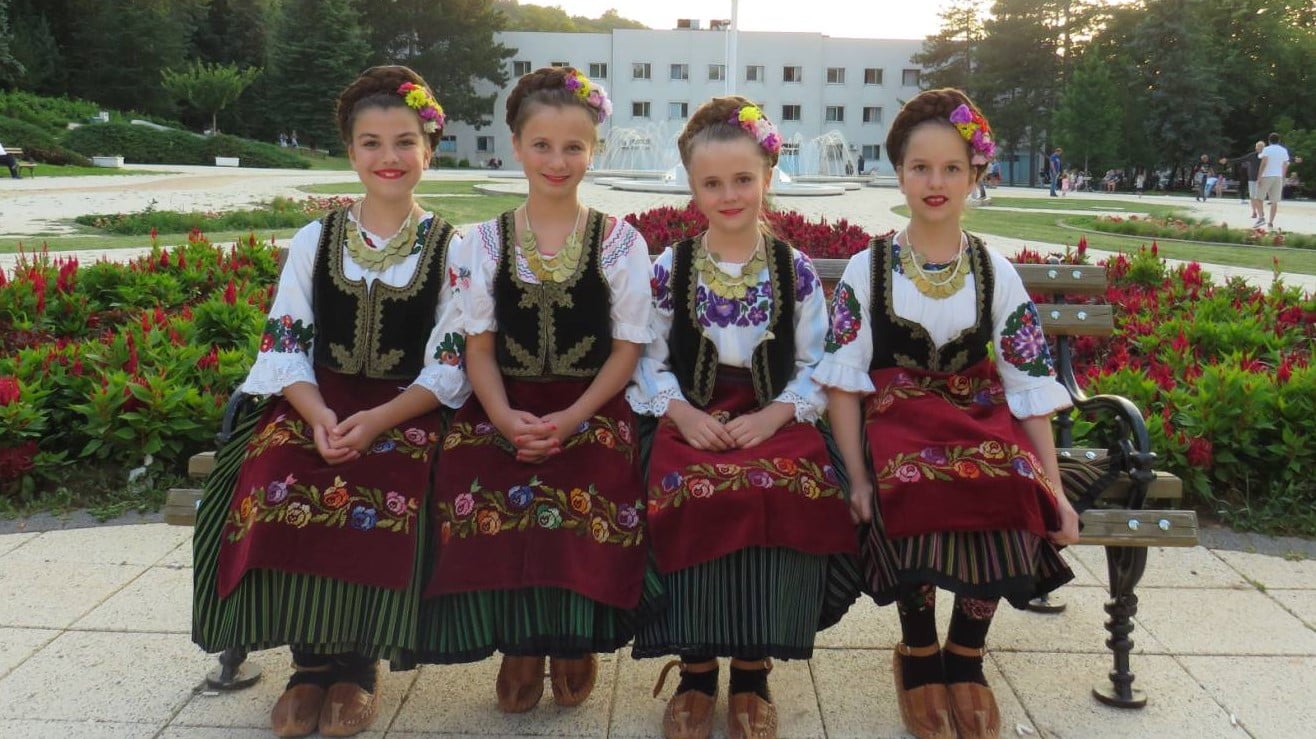 Folklorno drustvo Teodora decija grupa
