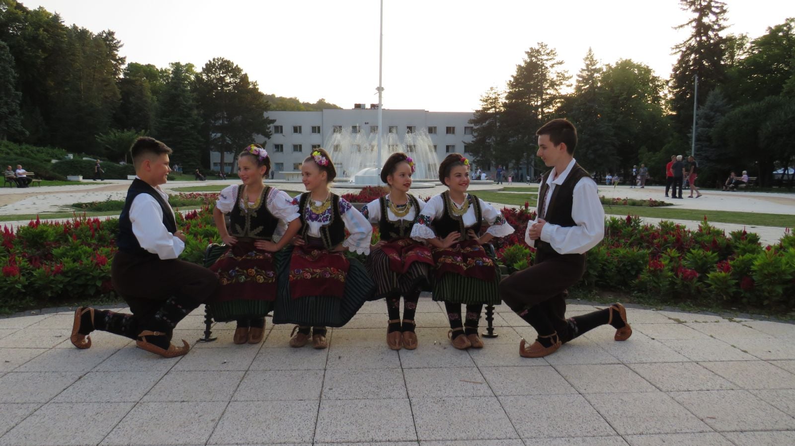 Folklorno drustvo Teodora podmladak