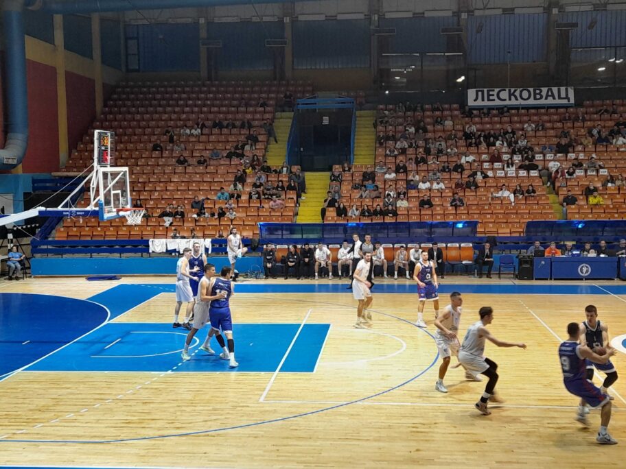 Košarkaši Zdravlja pružili snažan otpor lideru, slaba treća četvrtina Leskovčana odlučila pobednika 1 20221012 181908 scaled