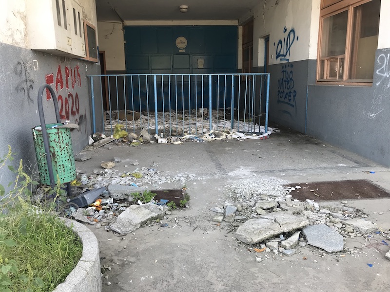 Otpad u blizini Spomen-parka u Prokuplju i posle 5 meseci nije očišćen 6 IMG 7975