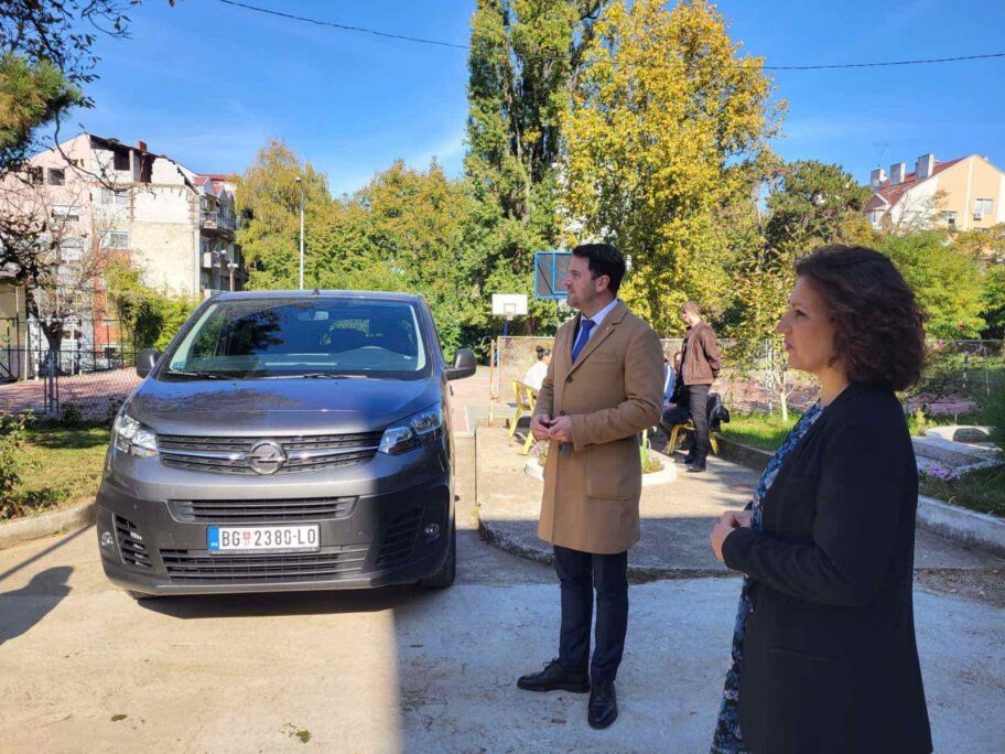 IMG 33d5bcd9c2cbd52994f56142a46b5312 V