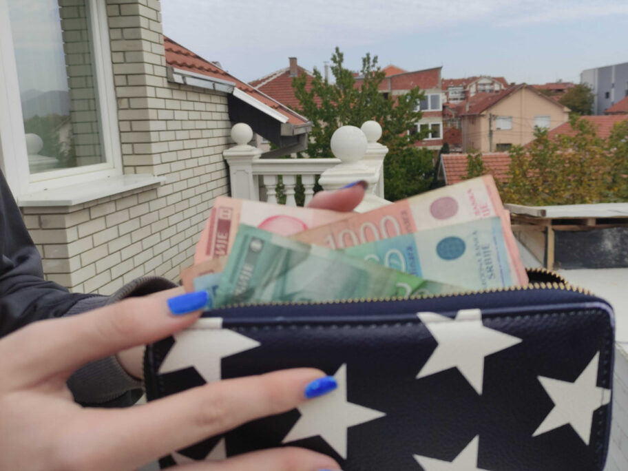 pare ilustracija novac foto jv ljubica jocic