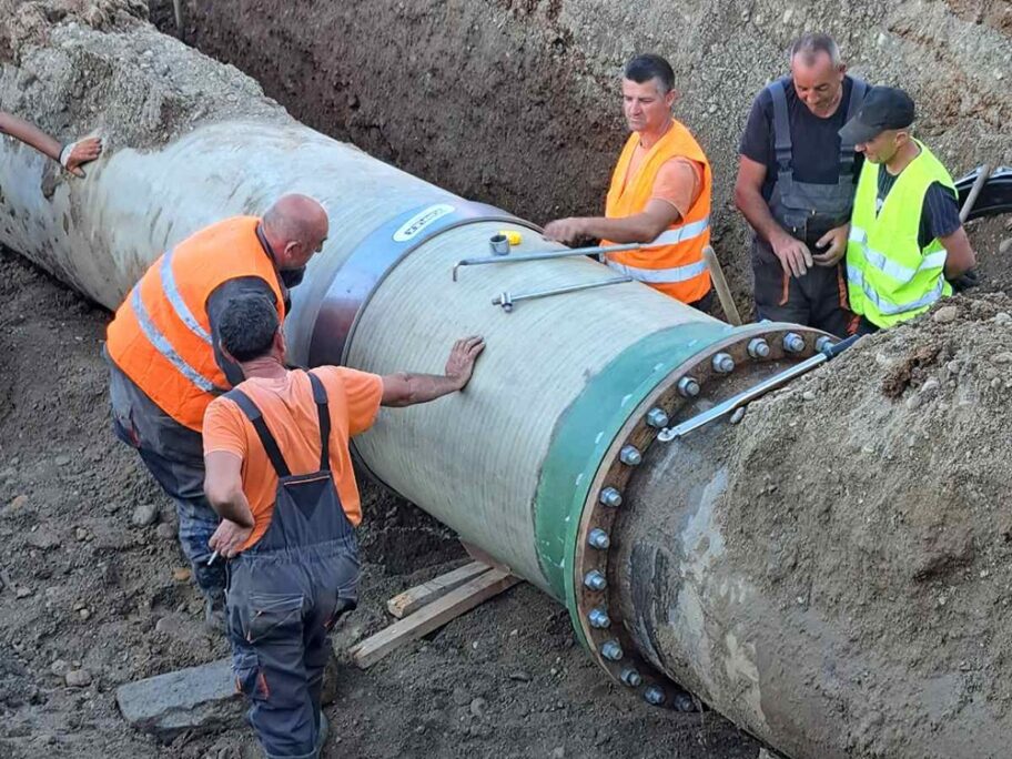 Konačno popravljen glavni cevovod u Leskovcu, voda još nije za piće 8 sanacija5 1