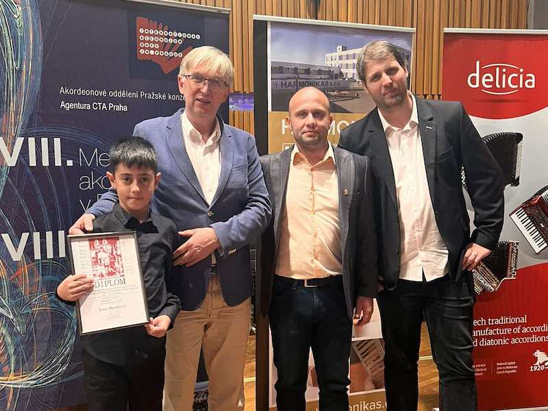 Učenik prokupačke Muzičke škole osvojio prvu nagradu u Češkoj 1 Prag 2 1