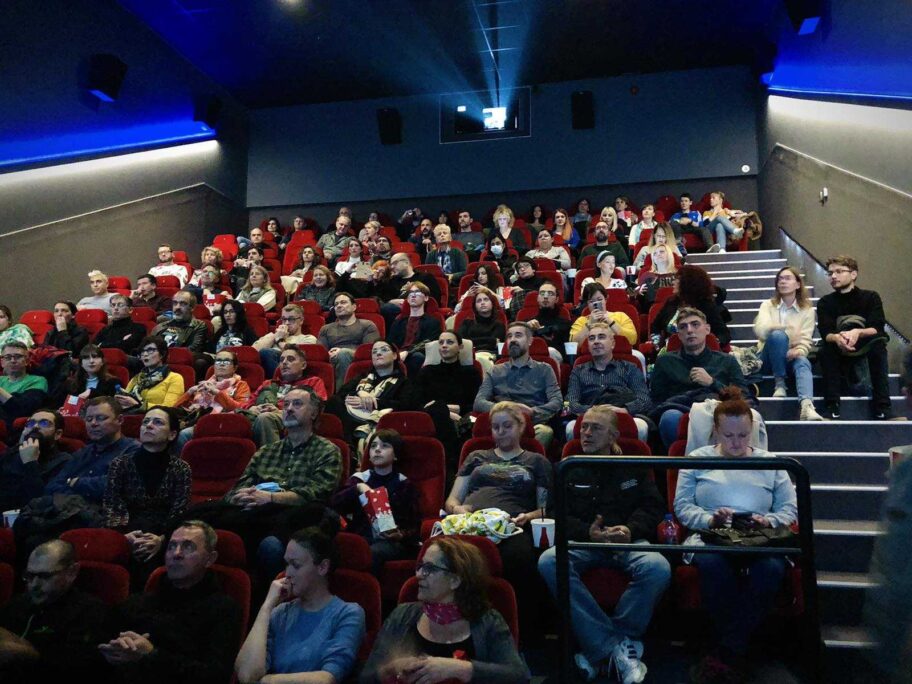 Film o Dejvidu Bouviju osvojio nišku publiku, večeras na repertoaru "Slobodne zone" još dva ostvarenja 7 film o bouviju 2