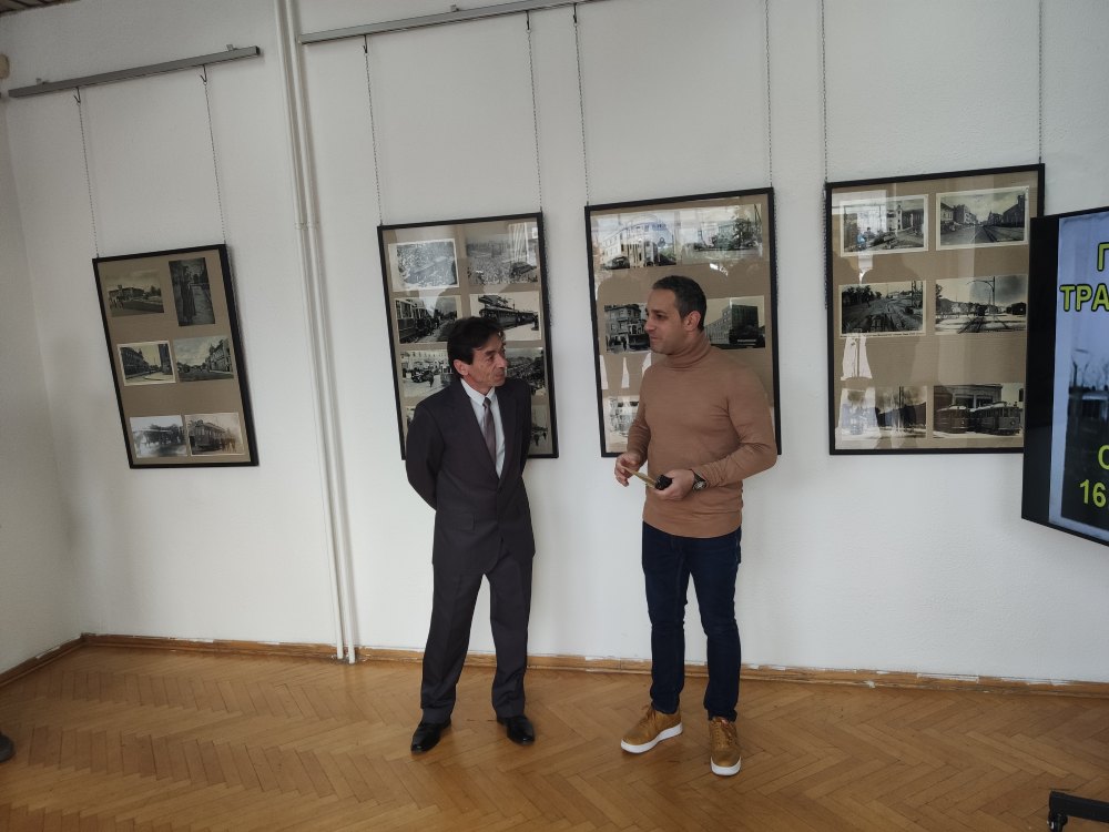 Udruženje ljubitelja niskih tramvaja organizator izlozbe_ foto_ JV _ Nikola DJukic