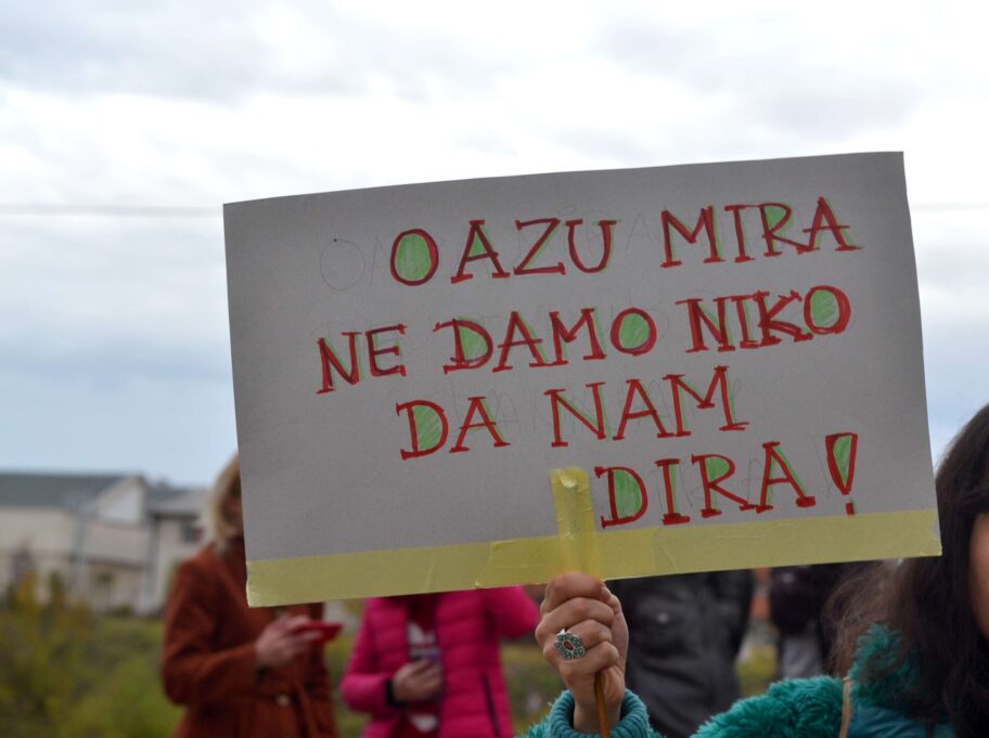 Nišlije protestovale na keju gde se gradi dalekovod - "Oazu mira ne damo niko da nam dira" 20 DSC 1797 1 scaled