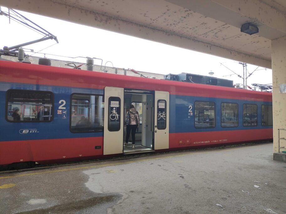 zeleznicka nis 25