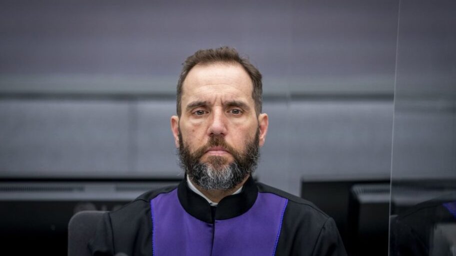 127697407 gettyimages 1229550569