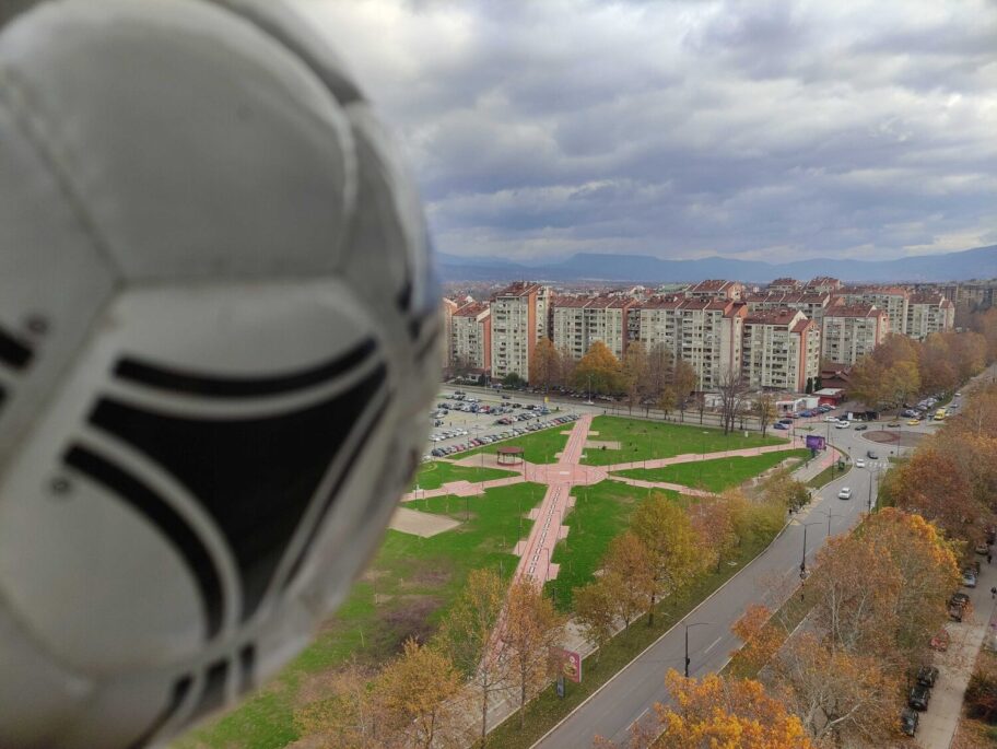 Sportski klubovi iz budžeta Niša podelili još 56 miliona dinara 17 lopta fudbal nis foto jv ljubica jocic scaled