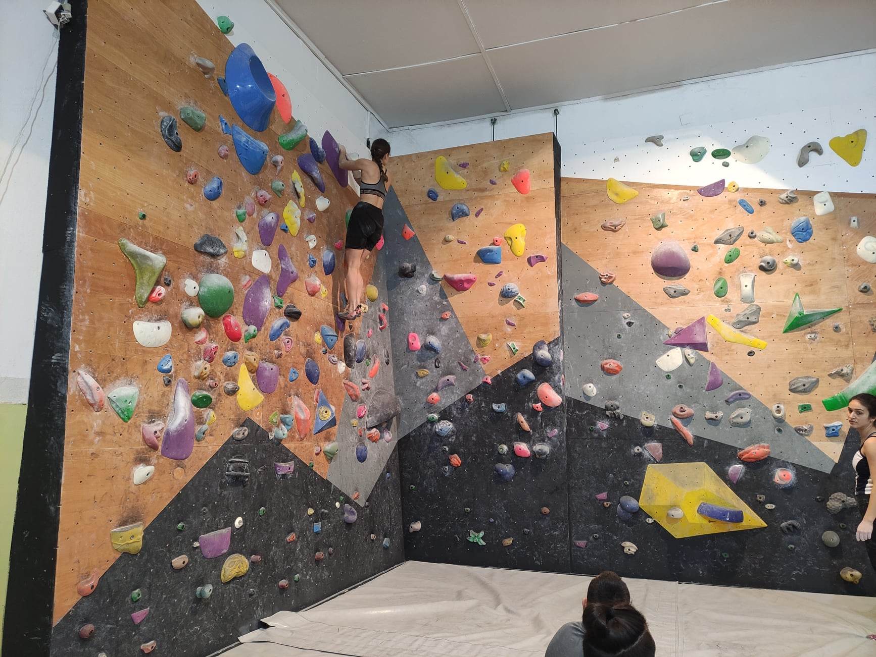 Niš dobio stenu za olimpijska dela 1 stena bolder foto jv ljubica jocic 1