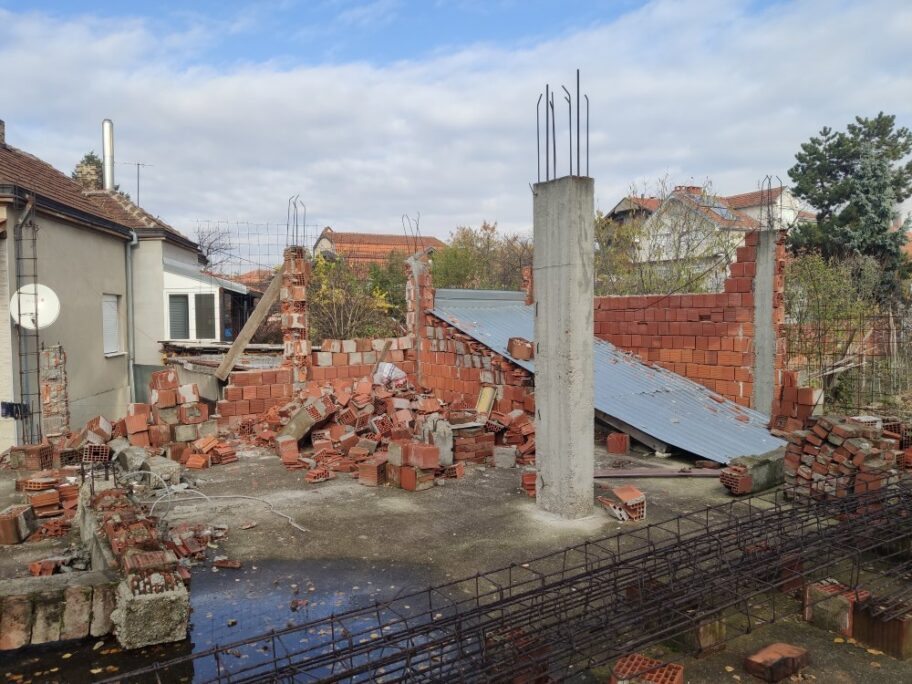 Upravni sud je ponistio odluku gradjevinske inspekcije o rusenju dok se u Katastru ne definise ko je vlasnik foto JV Nikola Djukic jpg