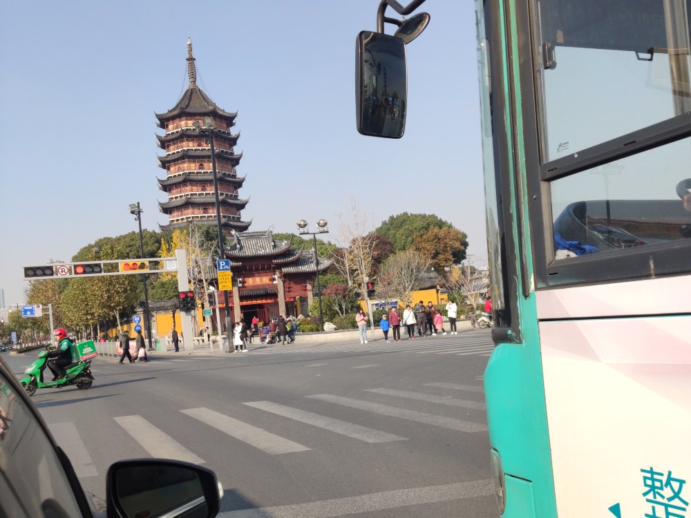 Pagode, vera i komunizam u Kini; foto: Nenad Urošević; privatna arhiva