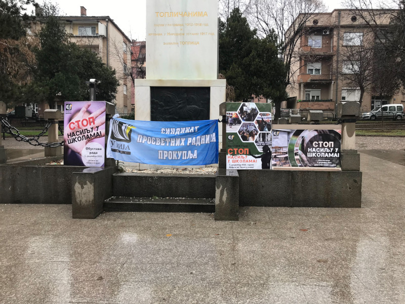 Protest prosvetara - Prokuplje