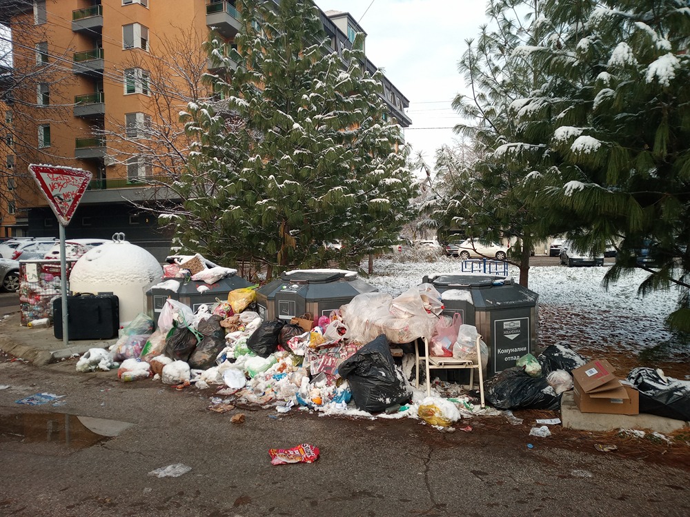 Građani se žale na pune kontejnere i smeće širom Niša i okoline 1 smecee patrisa lumumbe 1