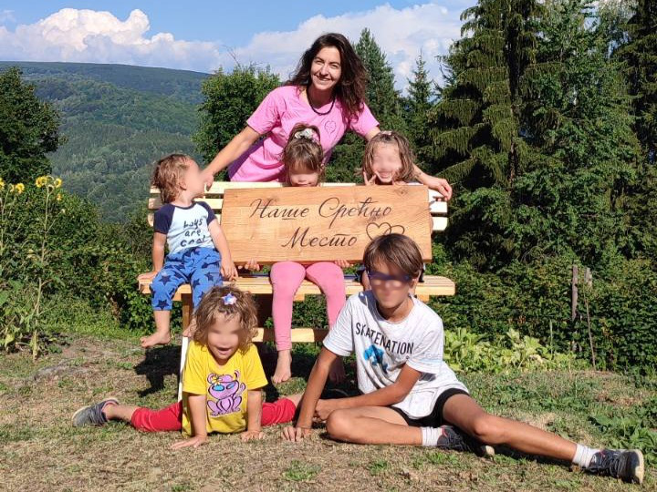 IMG-46f7dce8783f18f2a8d0e66f558badbc-V-2