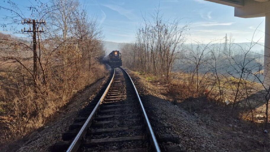 128127394 7 0 1280x1280 b