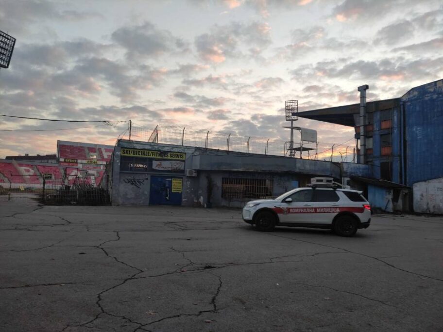 Niški milicioneri psuju građane od kojih primaju platu, Komunalna ćuti 9 Oko sokolovo 1