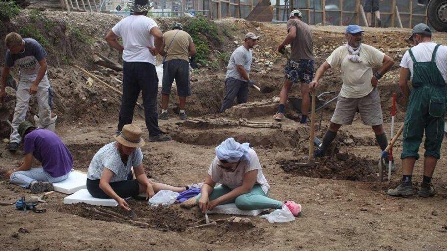 128151260 1280x0 grobnica 2 foto n g v