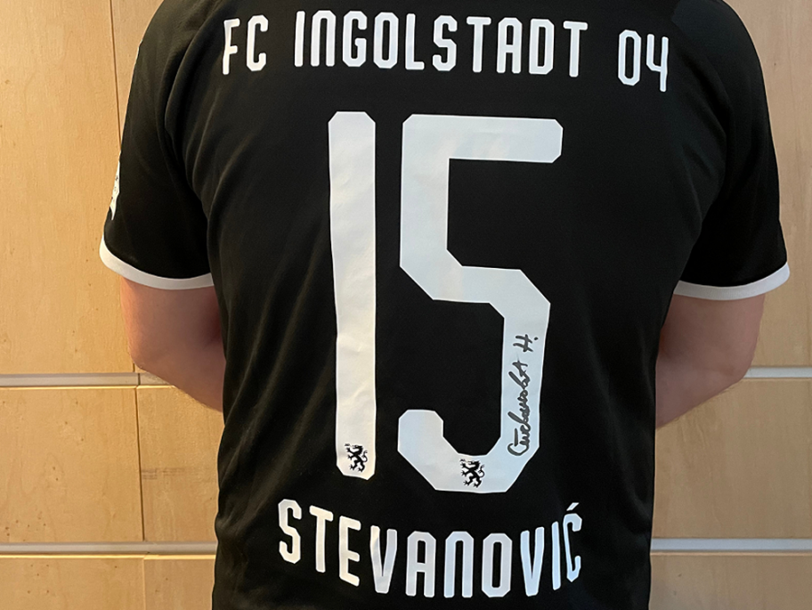 Licitacija za dres Nikole Stevanovica foto 1